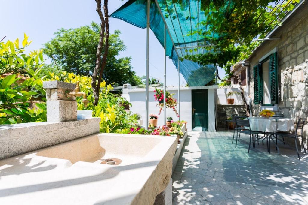 Apartment with Private Garden