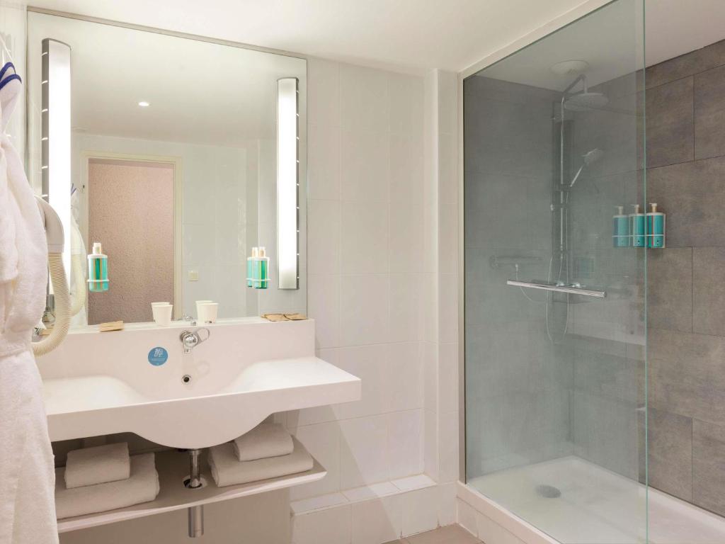 Novotel Marseille Vieux Port - Executive Double Room With Sofa Bed