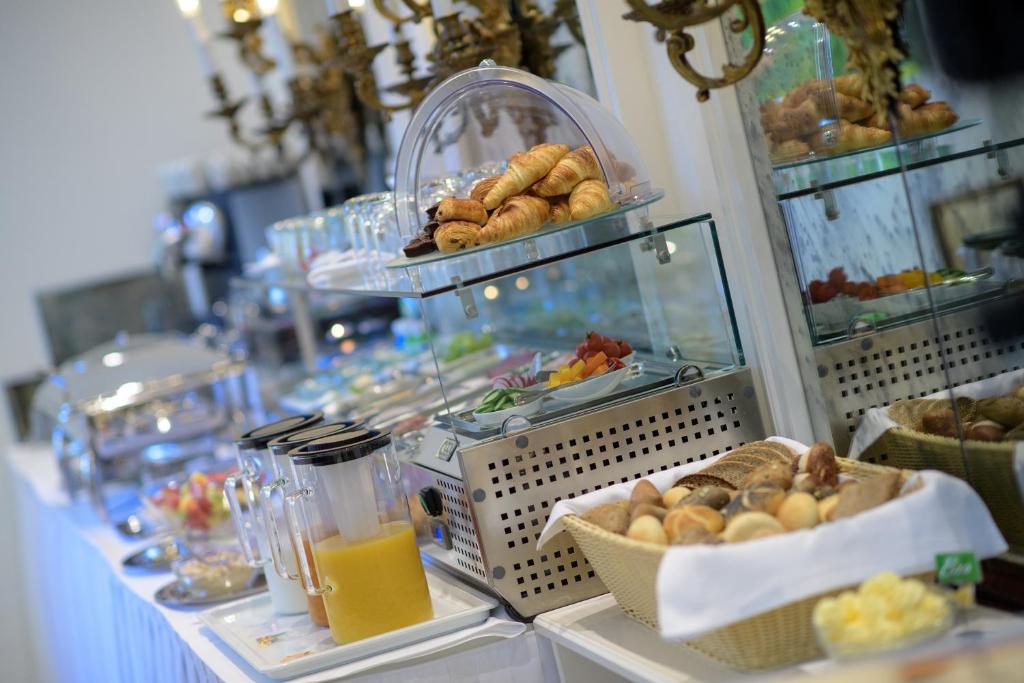 Apartmenthotel Kaiser Karl - Resim 26