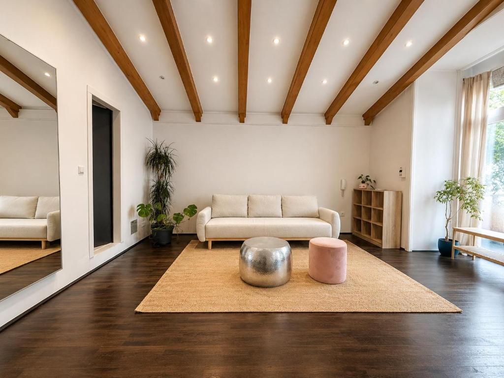 Citycenter - Netflix - AC - HappyStay