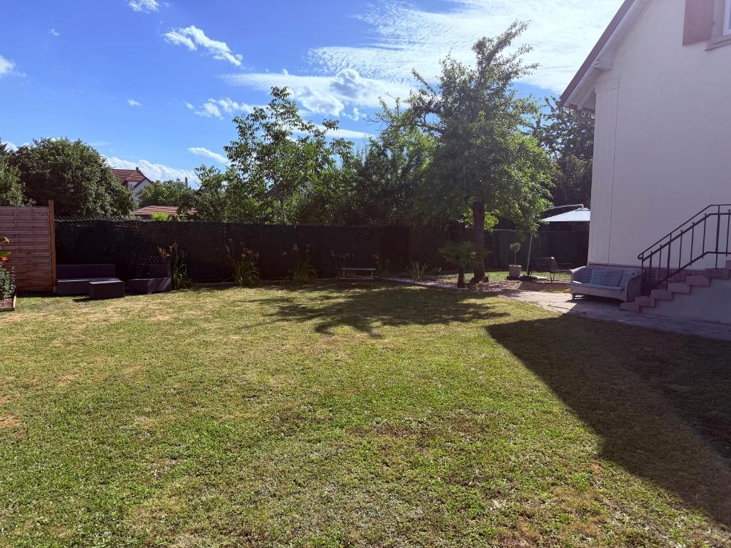 Au numero 5 - proche centre – photo 9