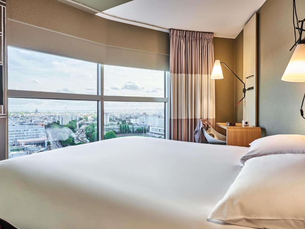 ibis Paris Porte de Montreuil photo
