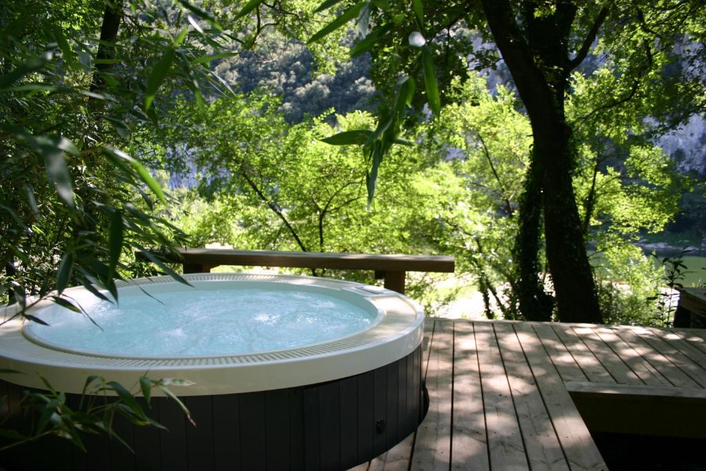 Zahrada ubytování Prehistoric Lodge - Adult Only