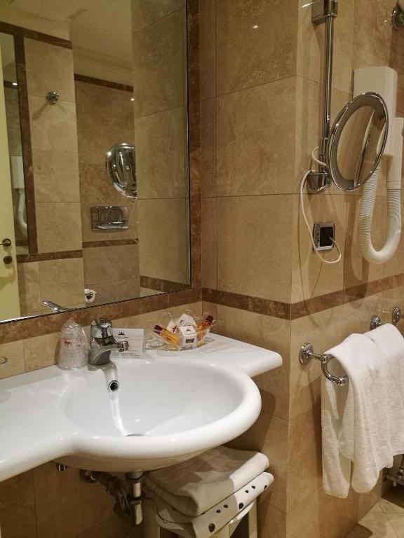Koupelna v ubytování Suites Torre Dell'Orologio