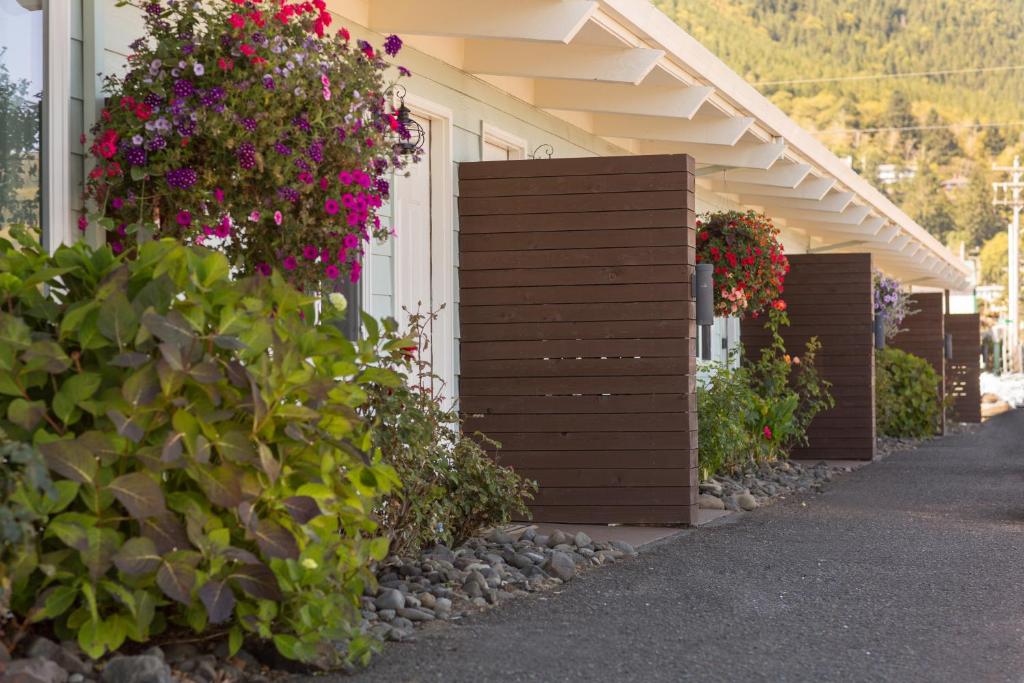 Zahrada ubytování Harborview Inn & RV Park