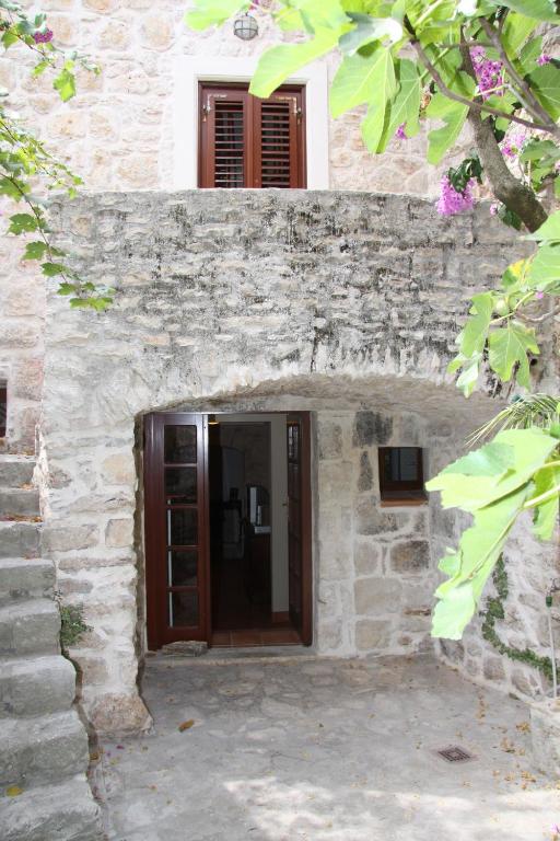 Fotografie z fotogalerie ubytování Villa Rustika v destinaci Sutivan