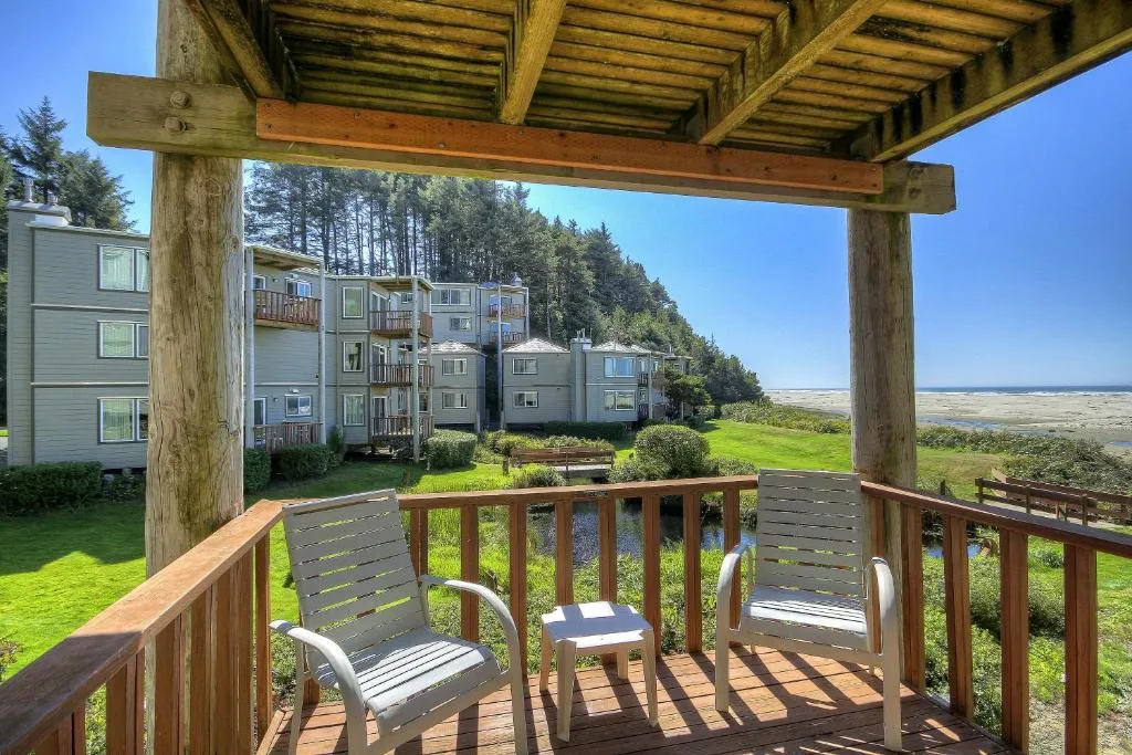 Little Creek Cove, Cwmbran, United States
