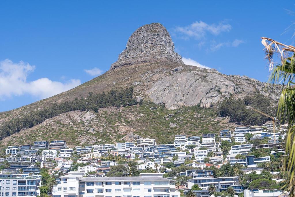 President Hotel - 