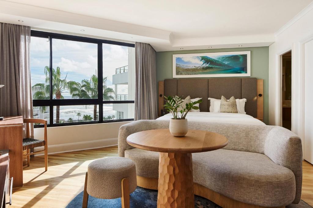 President Hotel - 