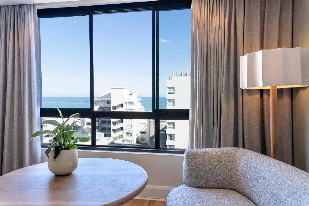 President Hotel - 