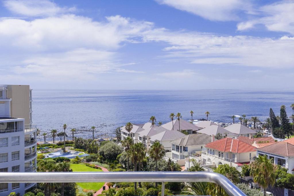 President Hotel - 