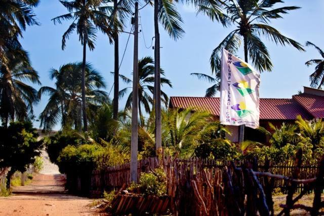  Pousada Surf Village