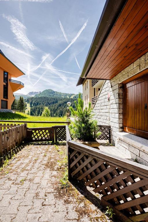 Chalet Campiglio Alpin View - Guardabassi Collection, Madonna di Campiglio — property photo 2