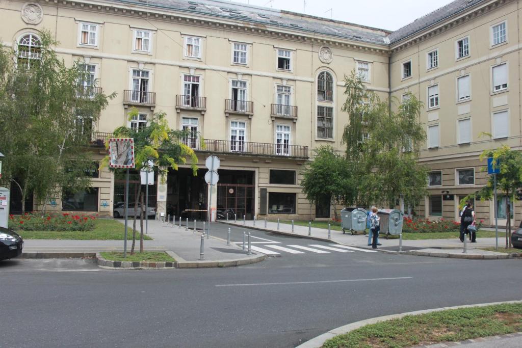 Budova, kde se apartmán nachází