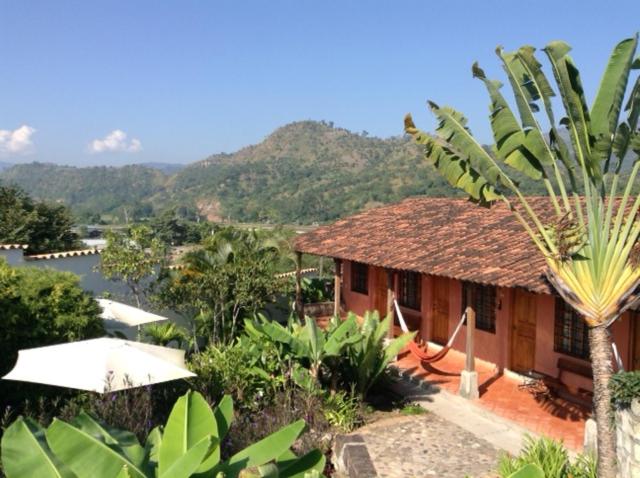 Nespecifikovaný výhled na hory nebo výhled na hory při pohledu z bed and breakfast