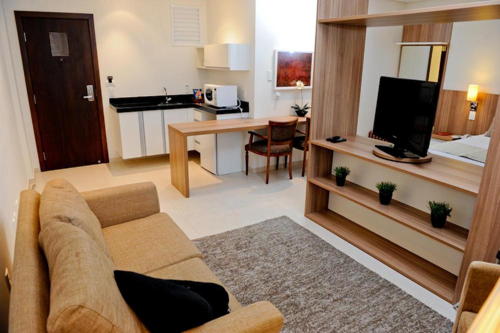  Faria Lima Flat Service