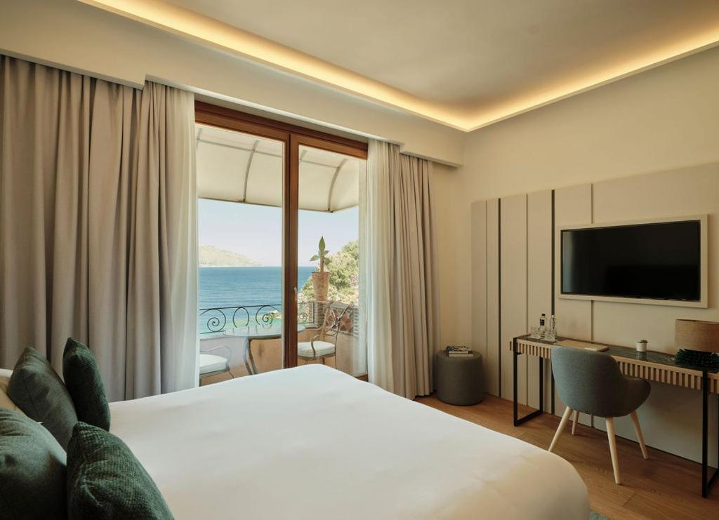 Atlantis Bay - The Leading Hotels of the World photo 3