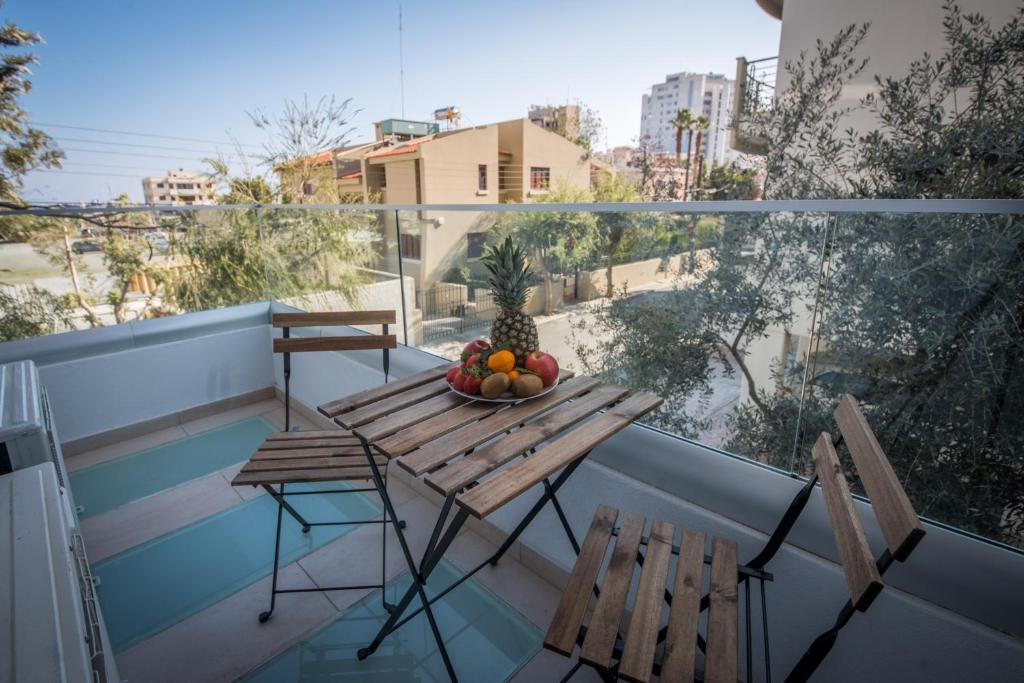 Balkón nebo terasa v ubytování Mesogios House Suites