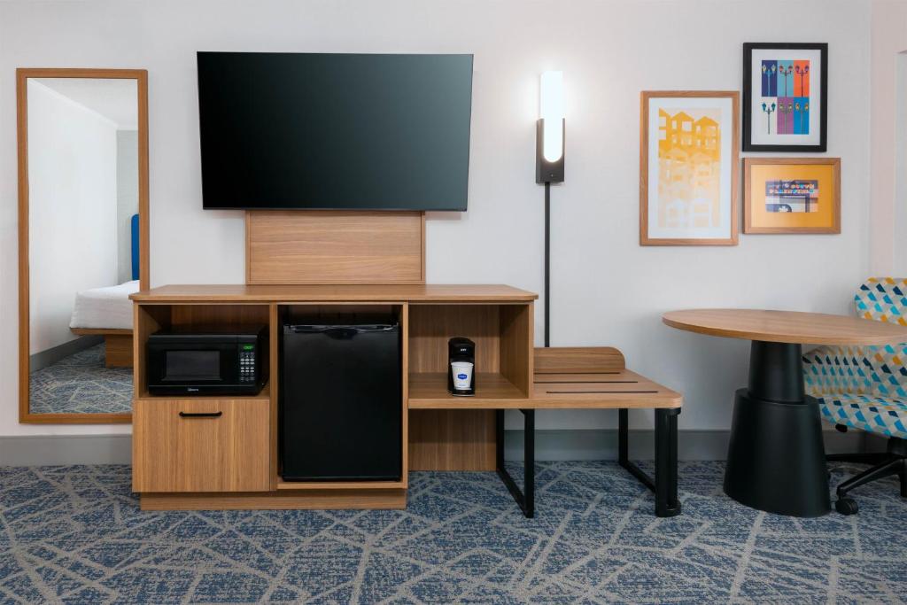 Hampton Inn South Plainfield-Piscataway - 特大号床间 - 带特大号床 - 禁烟