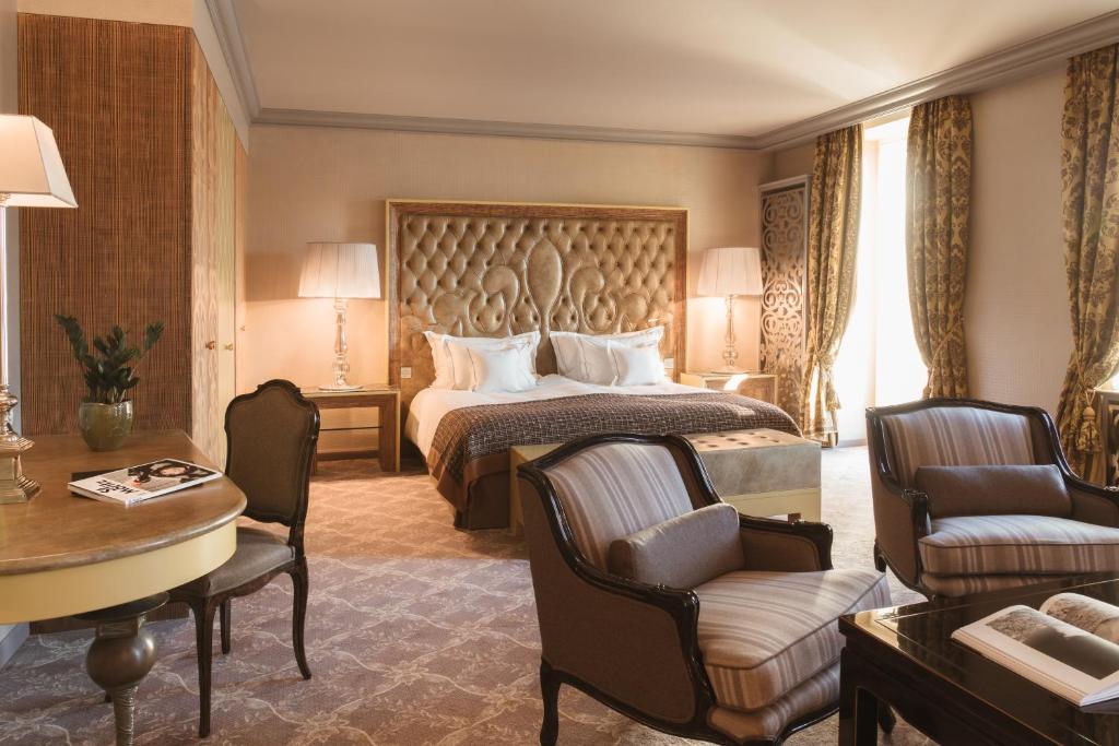 Carlton Hotel St Moritz - The Leading Hotels of the World photo 2