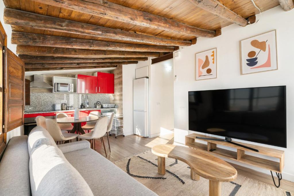 Premium Penthouse Lavapies & Terrace