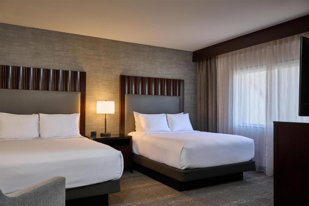 DoubleTree by Hilton Hotel Flagstaff photo