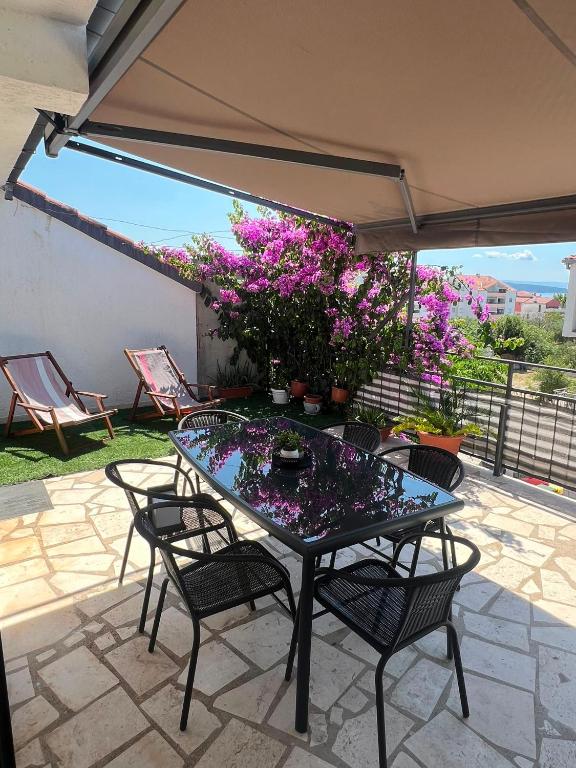 Bougainvillea Terrace