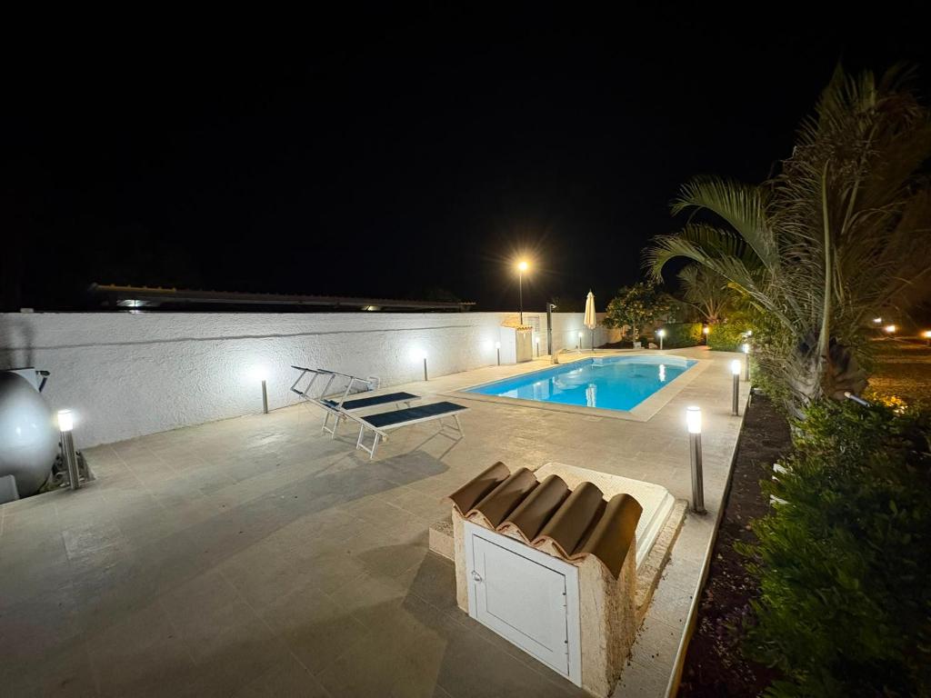 Nina's Garden - Private Villa with Pool