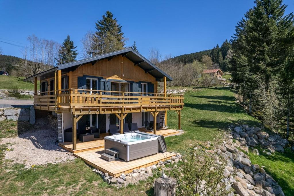 Chalet Léonice - 8 guests - Jacuzzi & Sauna Gérardmer