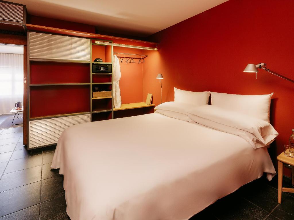 Casa Camper Barcelona photo