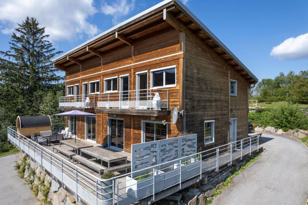 Chalet Oxyzen 14-guest chalet in Gérardmer spa sauna pool table
