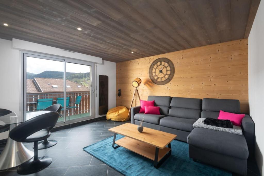 Apartment "Maya" - 2-4 guests - Lake view near the centre