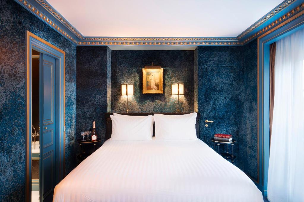 Marcel Proust  Deluxe Room 