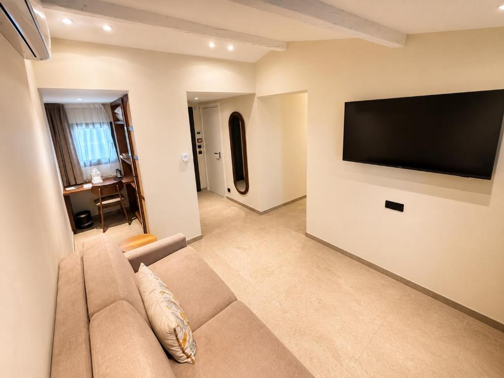 Les Capucines Saint Tropez - Family Room - 3 To 4 Persons