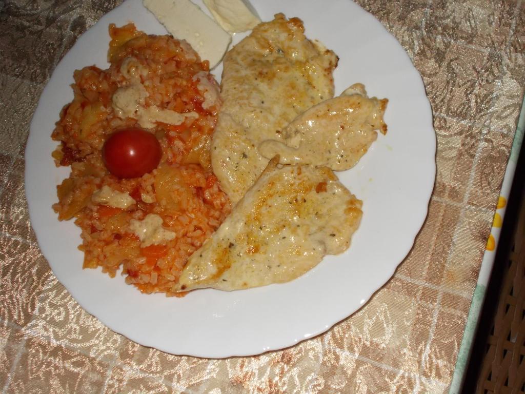 Jídlo v penzionu nebo okolí
