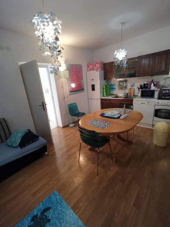Privát Vukovarska 32 Makarska