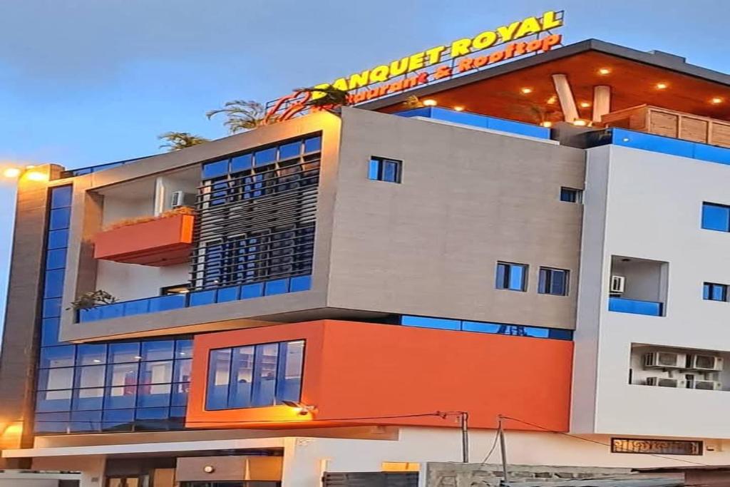 Building kung saan naroon ang hotel