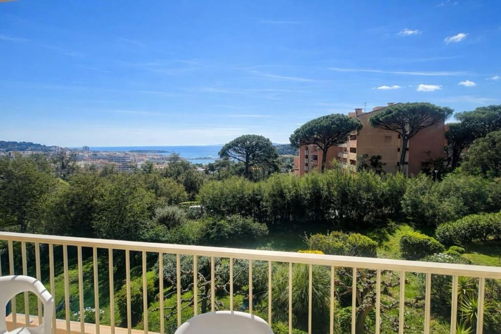 Horizon Bleu with terrace in Sainte-Maxime