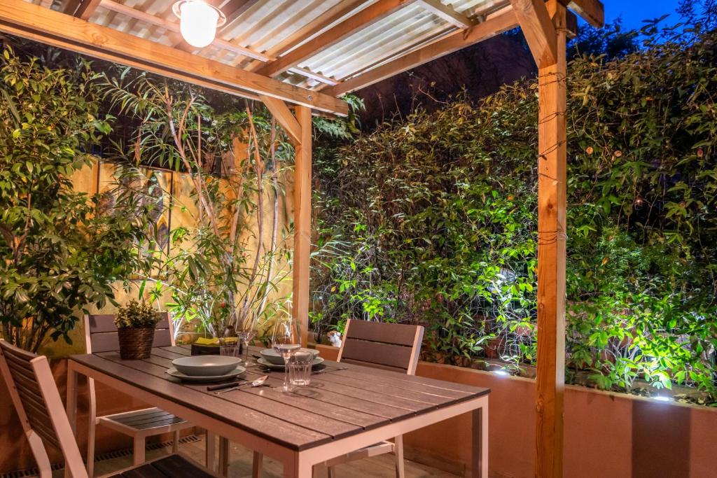 Monolocale con Giardino Privato - M2 Lambrate - Self Check-in