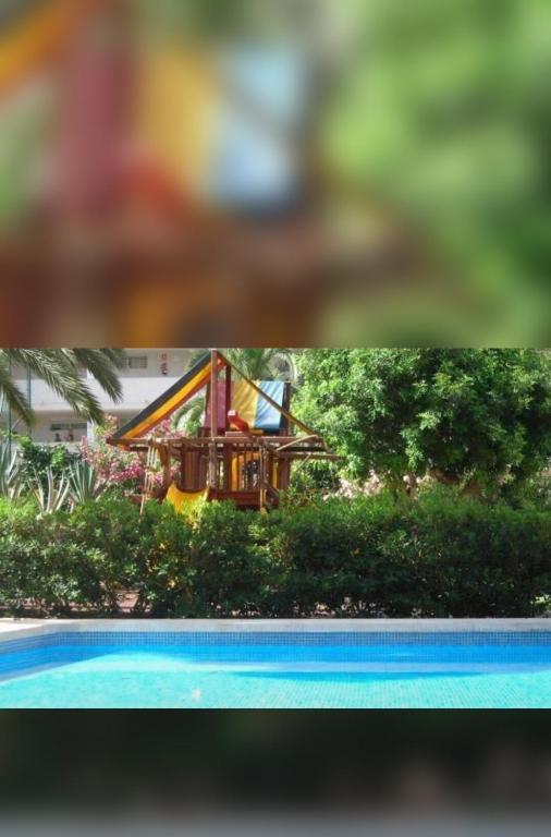 Apartamento con piscina en Benidorm