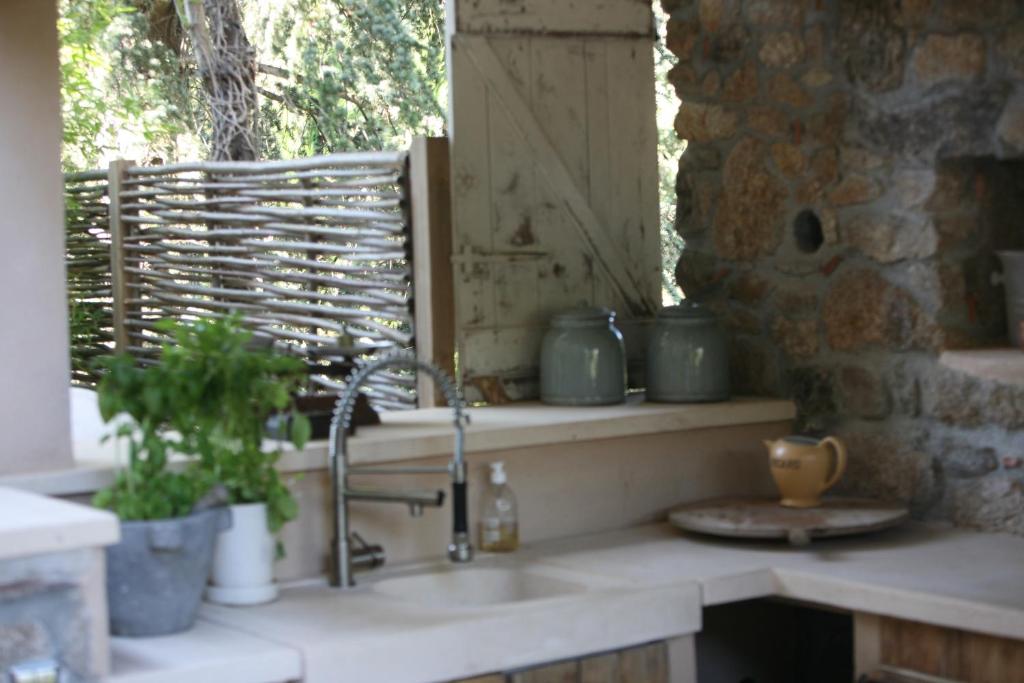 La Bastide photo photo 3
