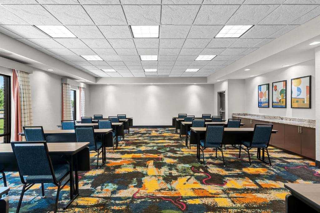 Hampton Inn and Suites Pauls Valley photo