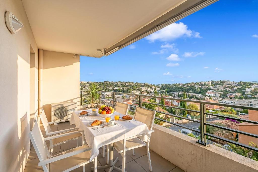 1 Bedroom Apt - Splendid View & Pool - Happy Rentals