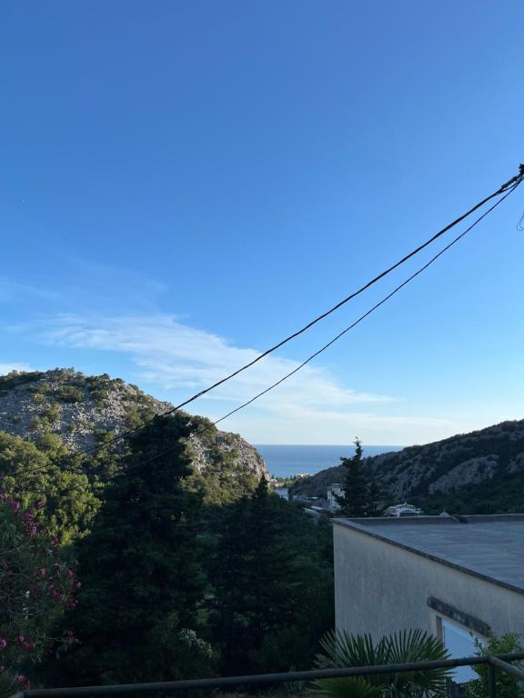 a view of the ocean from a house at Apartmani Čanj in Čanj
