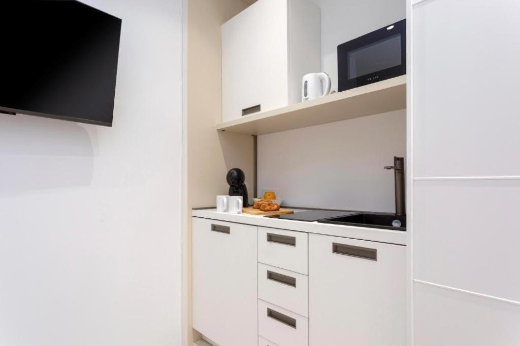 Acogedor estudio en Puerto Banús by Rent Me