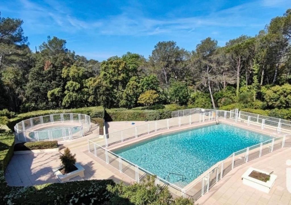 Appartement avec piscine et parking, Saint-Raphaël - La Villa de Mina
