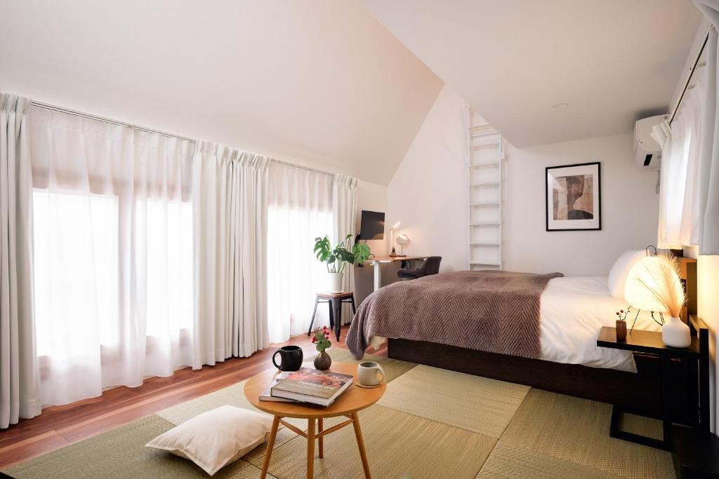 Lumiere Stay Tokyo - Family-Friendly Entire Private House, Direct to Akihabara & Shinjuku, near Asakusa & Skytree, 20 mins to Disney by car