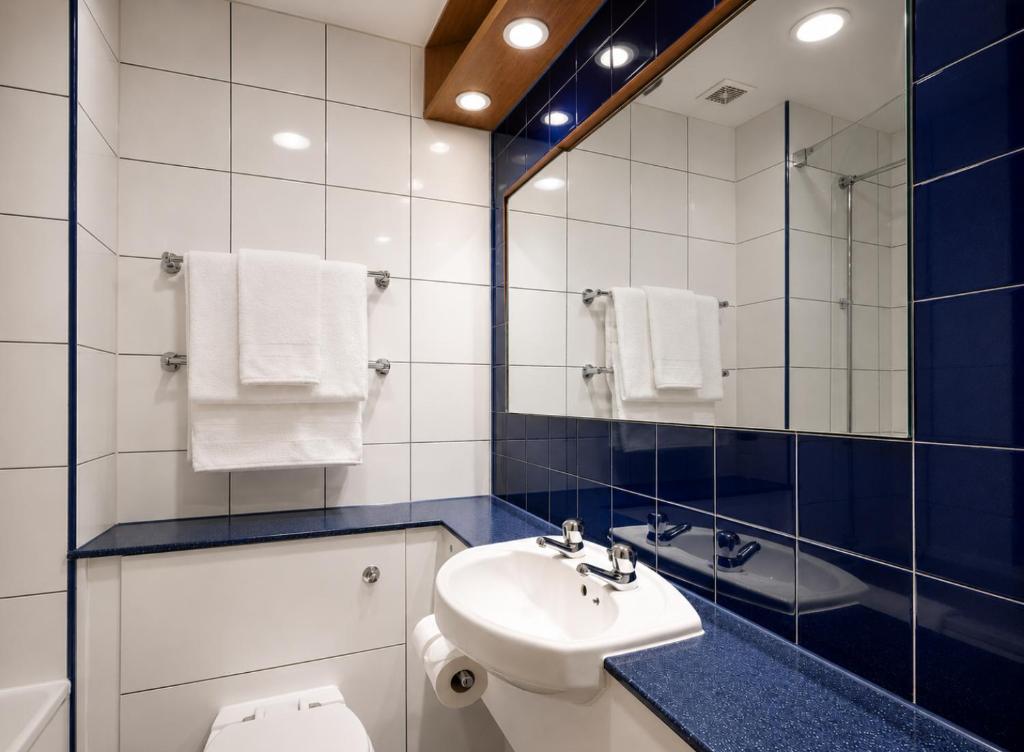 V Lodge Manchester - 