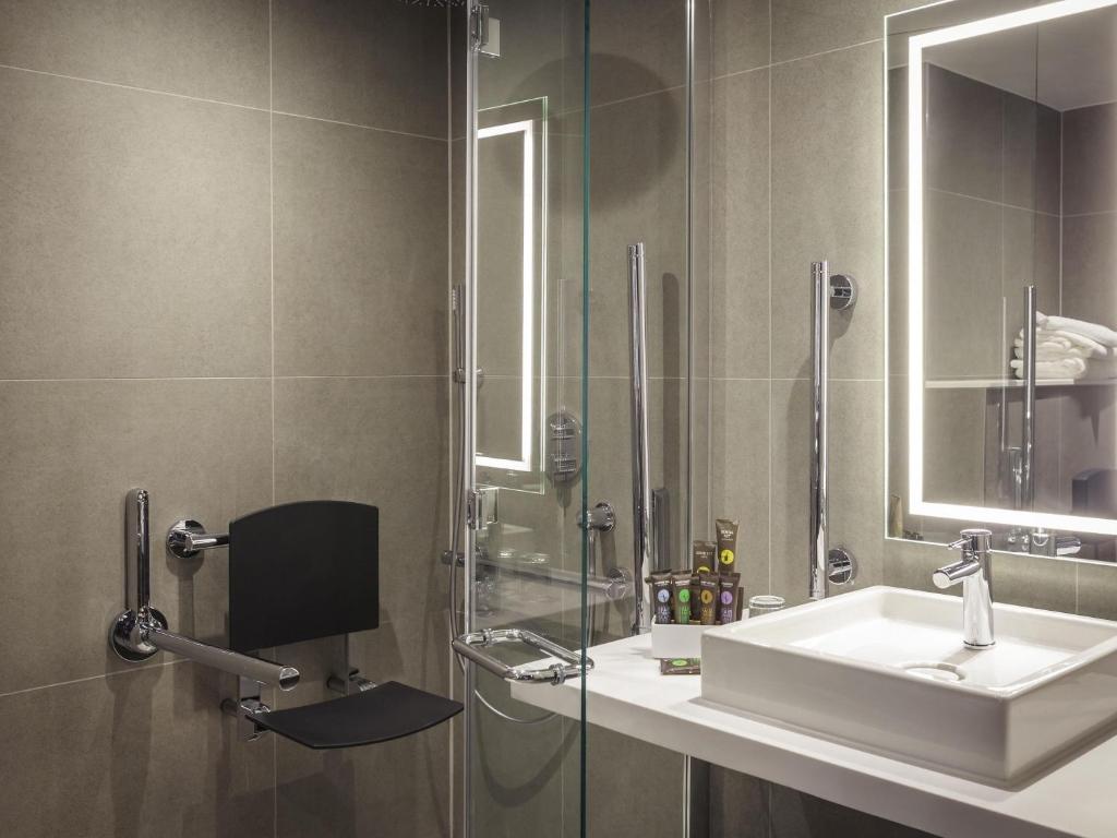 Novotel Cambridge North - 