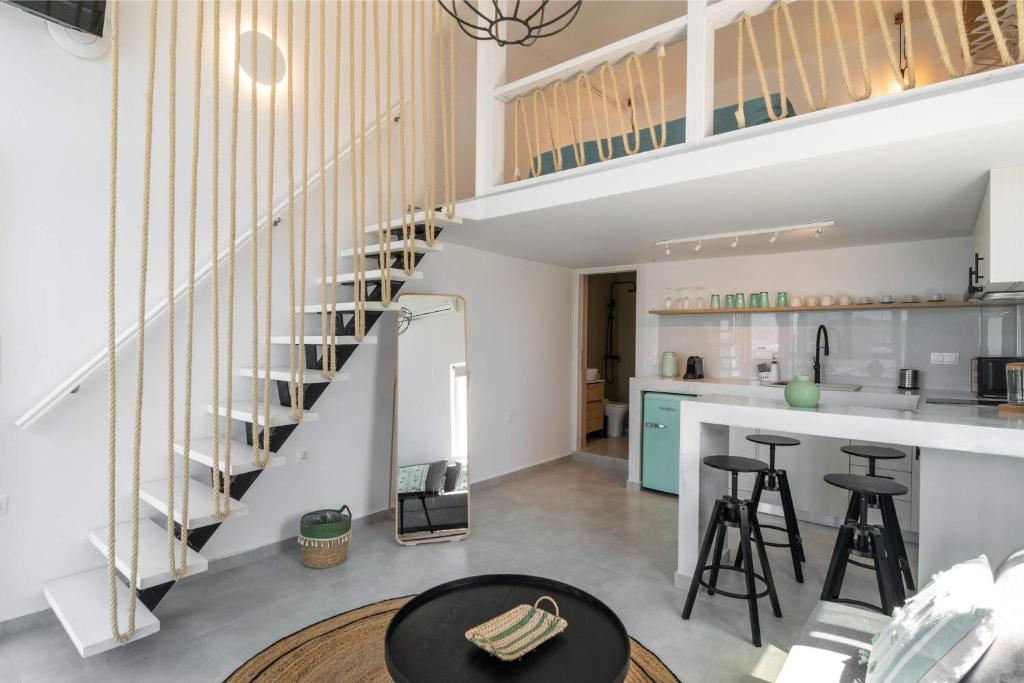 Akti Waterfront Modern Lofts - Pelagos